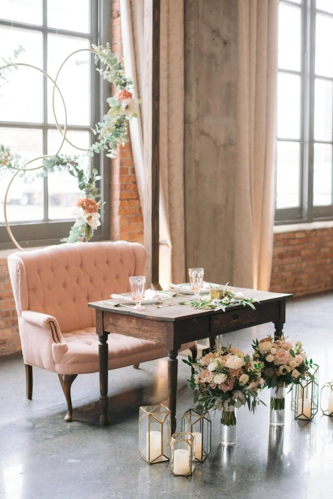 pink and gold wedding decorations